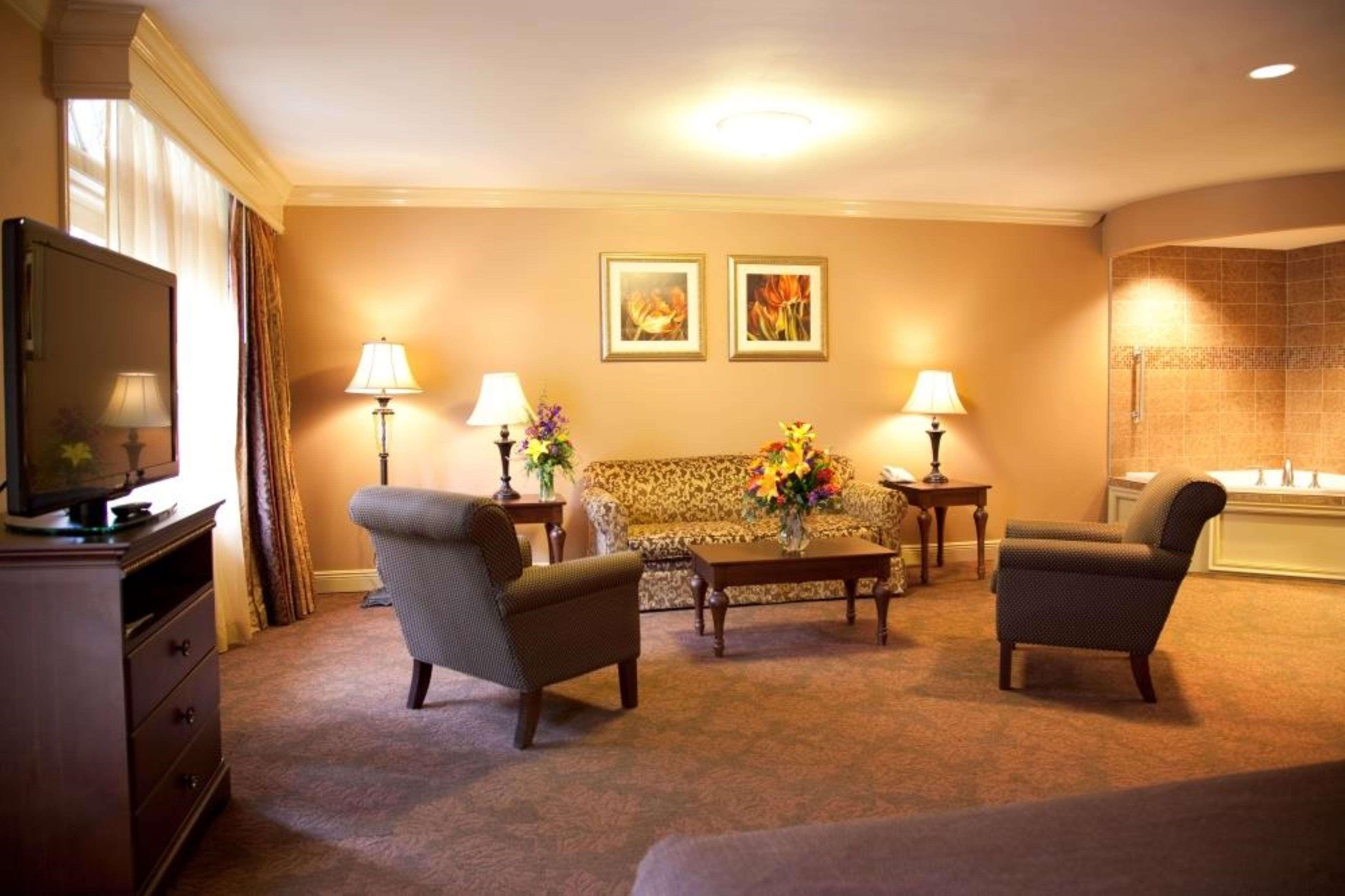 Best Western Plus French Quarter Courtyard Hotel New Orleans Room photo